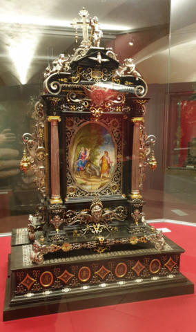 The Reliquaries of the Medici Chapels