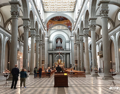 La perfezione architettonica di Brunelleschi nella Basilica di San Lorenzo a Firenze