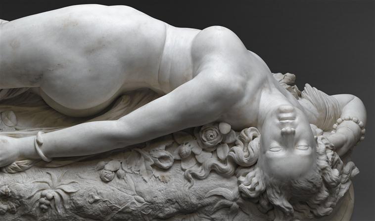 Il fascino e lo scandalo dietro la “Femme piquée par un serpent” di Auguste Clésinger: Arte, sensualità e provocazion