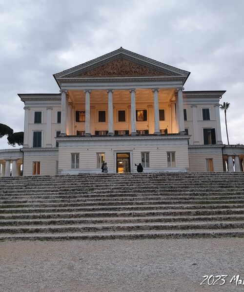 La bellezza del Parco di Villa Torlonia: un tesoro nascosto nel cuore di Roma